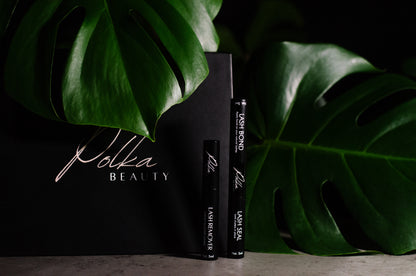 Discover a New Quality of Eyelash Styling with Our Set of Three Reliable Products: Bond, Seal, and Remover